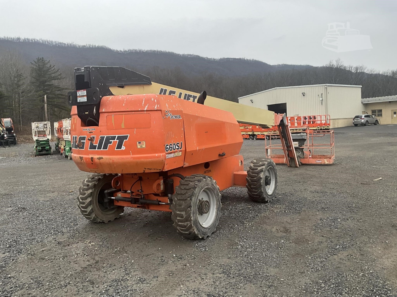 Telescopic Boom Lift - View 2